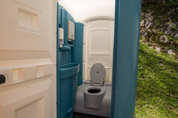 Best Emergency porta potty rental  in Blue Springs, MO